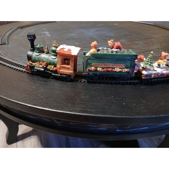 Holiday Express Train & Tree Lot - Picture 4 of 5